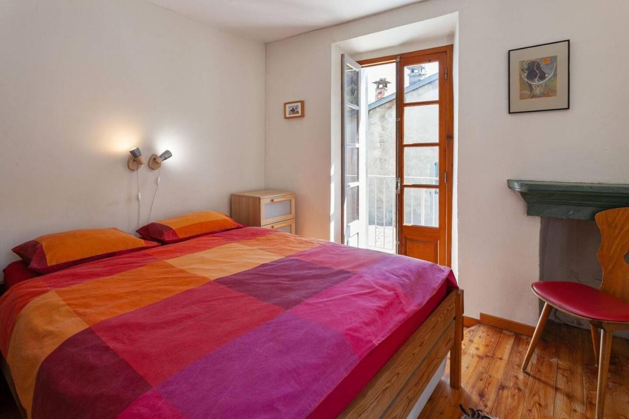 Sunny 1-Bed Apartment In Lovely Mountain Village La Brigue Esterno foto