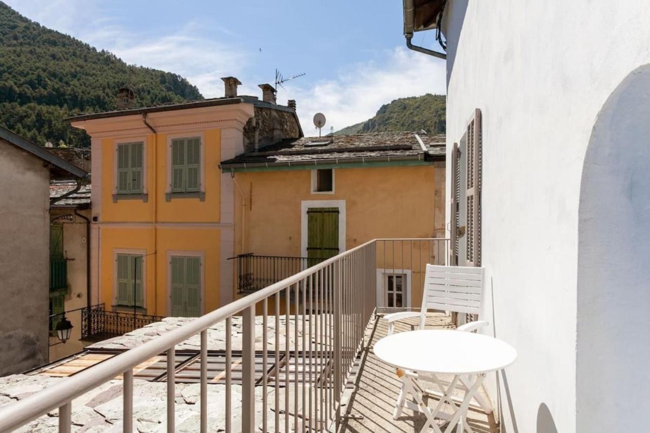 Sunny 1-Bed Apartment In Lovely Mountain Village La Brigue Esterno foto